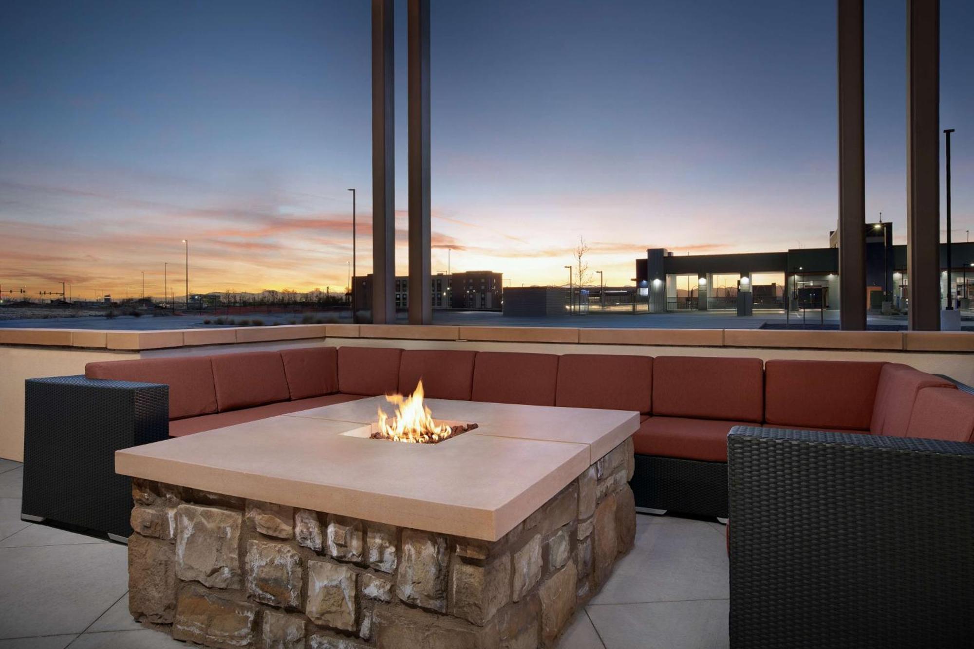 Hilton Garden Inn Denver Airport Tower Road Zewnętrze zdjęcie